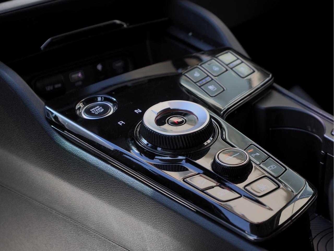 2024 Kia Sportage Plug-In Hybrid SX AWD   360 Camera   Premium Sound   Cooled Seat Photo