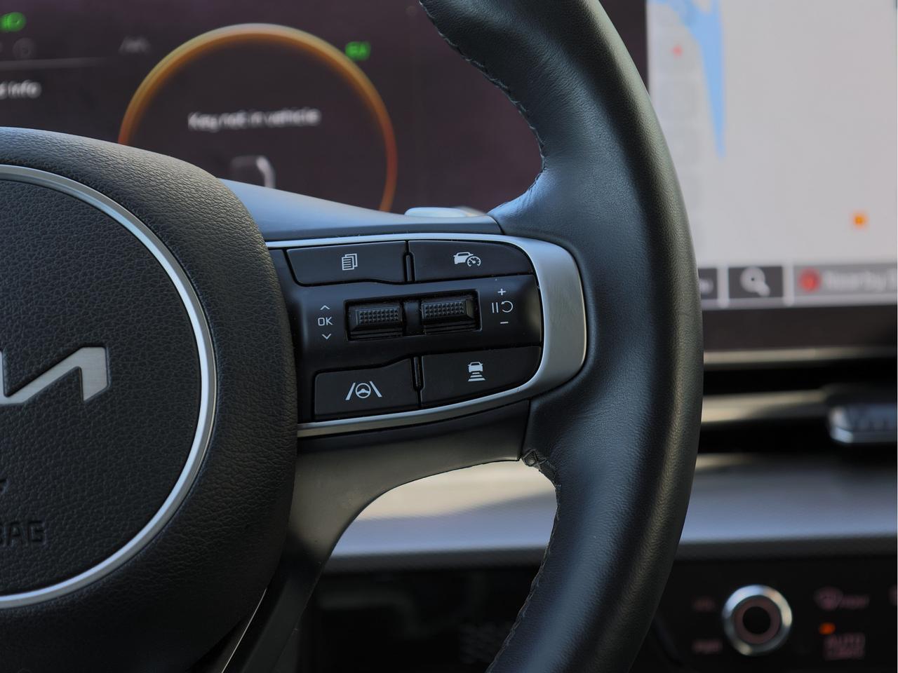 2024 Kia Sportage Plug-In Hybrid SX AWD   360 Camera   Premium Sound   Cooled Seat Photo