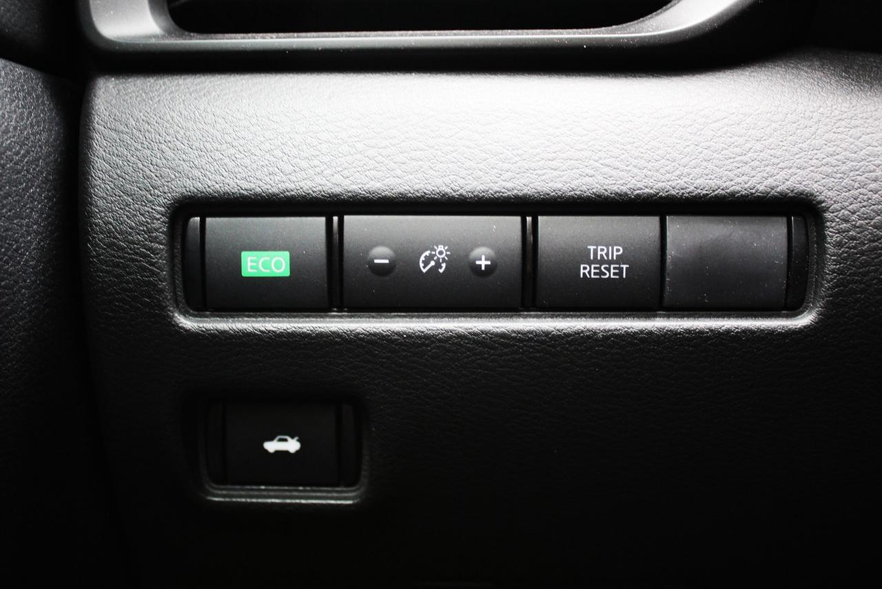2024 Nissan Sentra S AUTOMATIC Photo