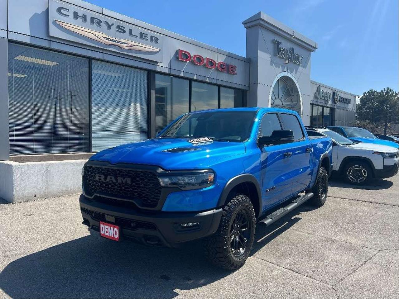 2025 RAM 1500 Rebel Crew 4X4 I-6 TT *LEVEL 2 *SUN *LTHR *NAVI Photo1