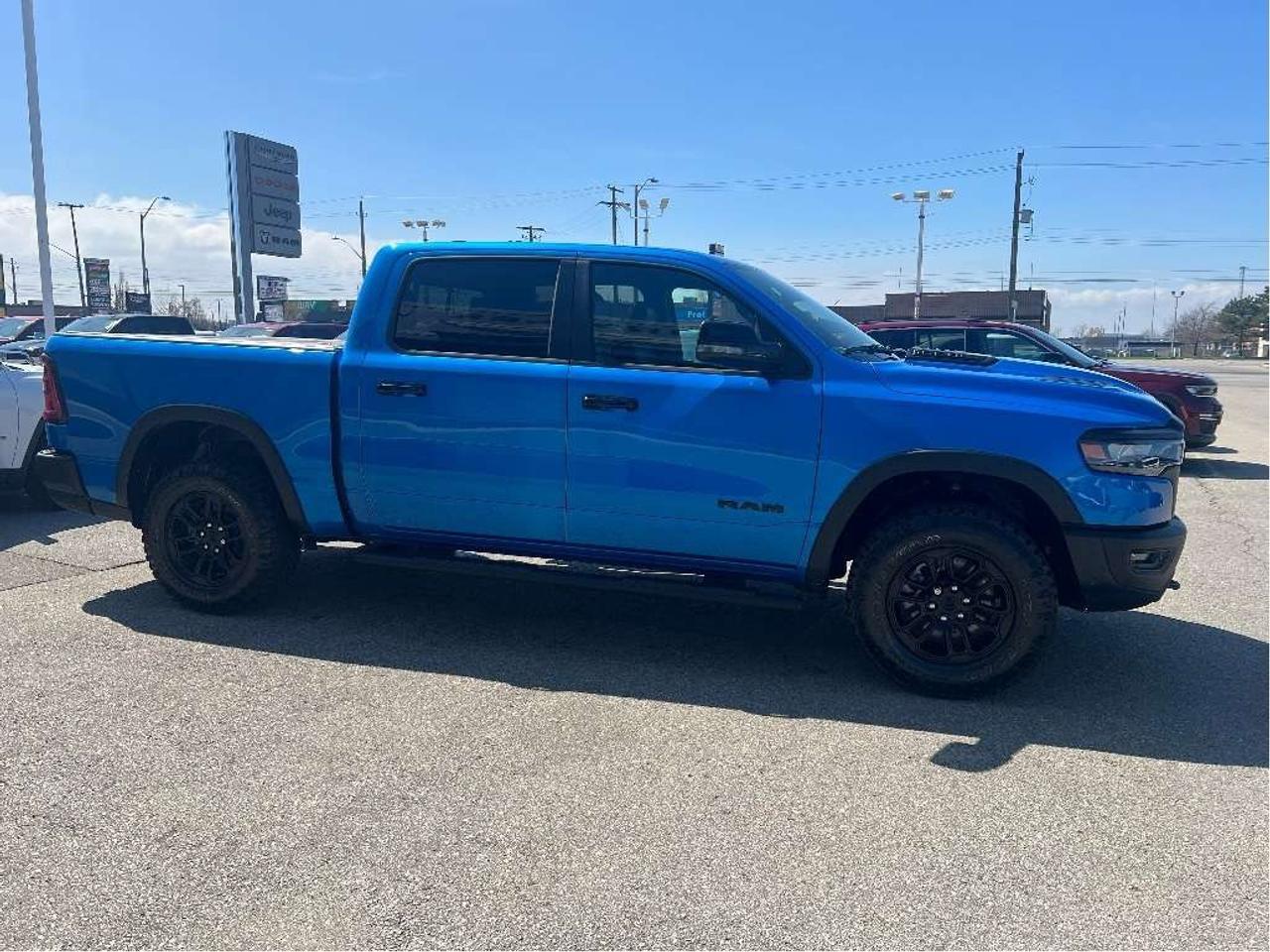 2025 RAM 1500 Rebel Crew 4X4 I-6 TT *LEVEL 2 *SUN *LTHR *NAVI Photo4