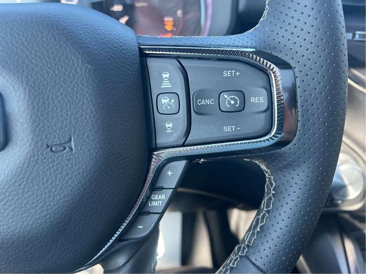2025 RAM 1500 Rebel Crew 4X4 I-6 TT *LEVEL 2 *SUN *LTHR *NAVI Photo