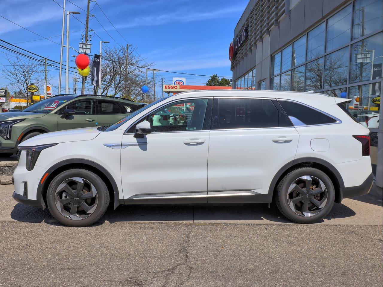 2025 Kia Sorento Plug-In Hybrid SX AWD Photo4