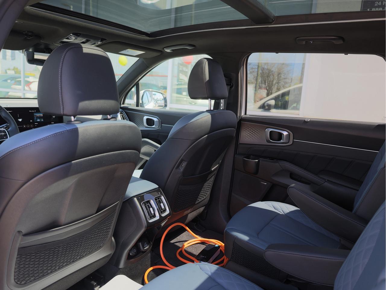 2025 Kia Sorento Plug-In Hybrid SX AWD Photo