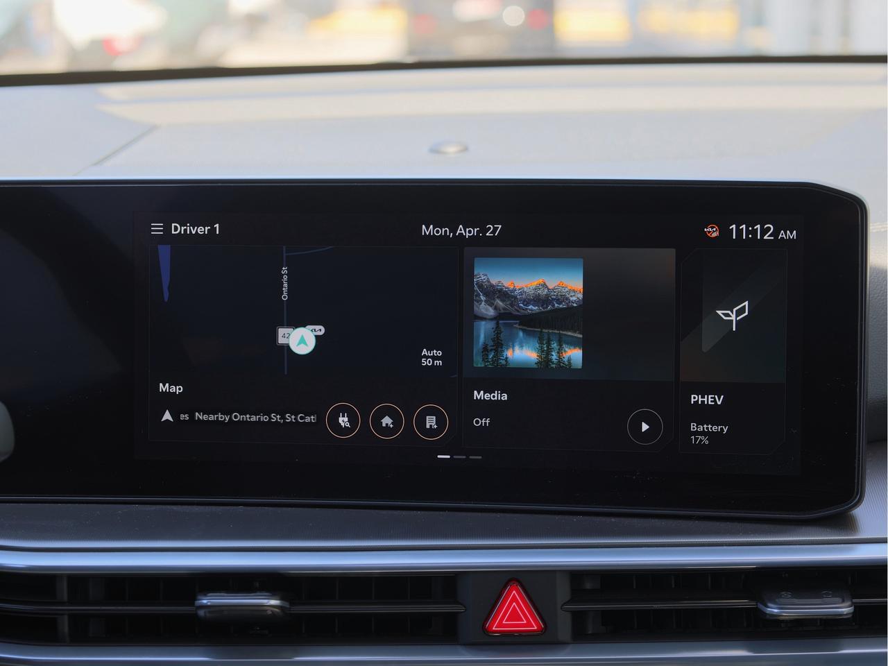 2025 Kia Sorento Plug-In Hybrid SX AWD Photo