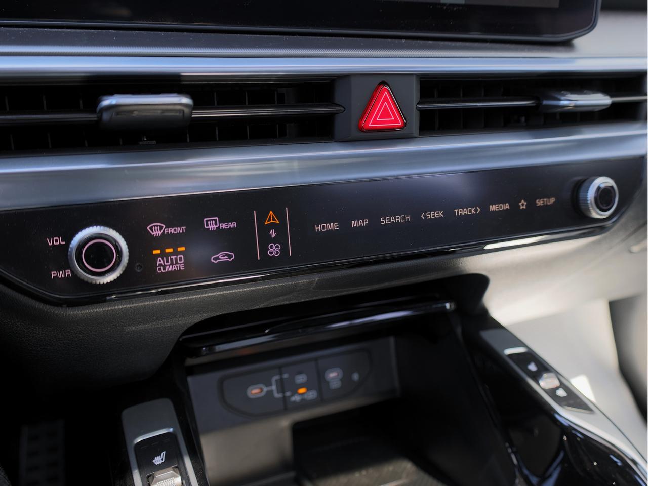 2025 Kia Sorento Plug-In Hybrid SX AWD Photo