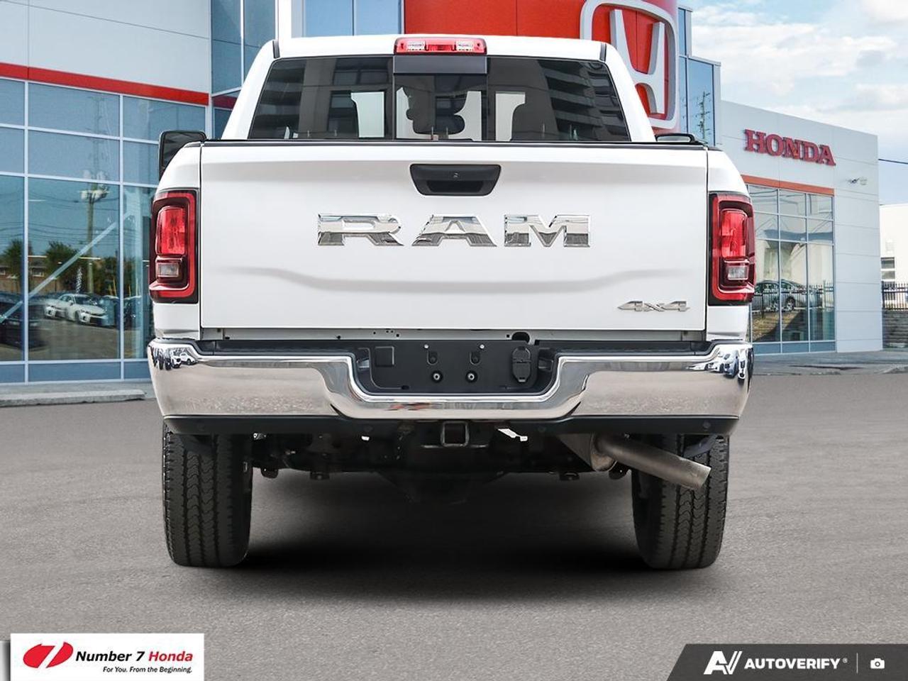 2025 RAM 2500 4wd Crew 6'4 *NO REPORTED ACCIDENTS*ONE OWNER* Photo