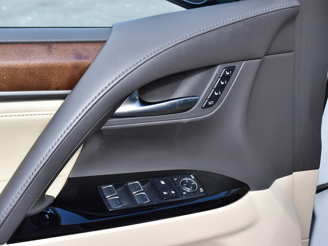 2019 Lexus LX LX 570 Auto  - Navigation -  HUD Photo