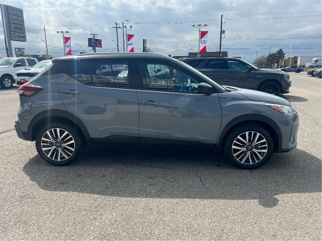 2024 Nissan Kicks SV FWD *CLEAN CARFAX *1 OWNER *LOW KMS Photo