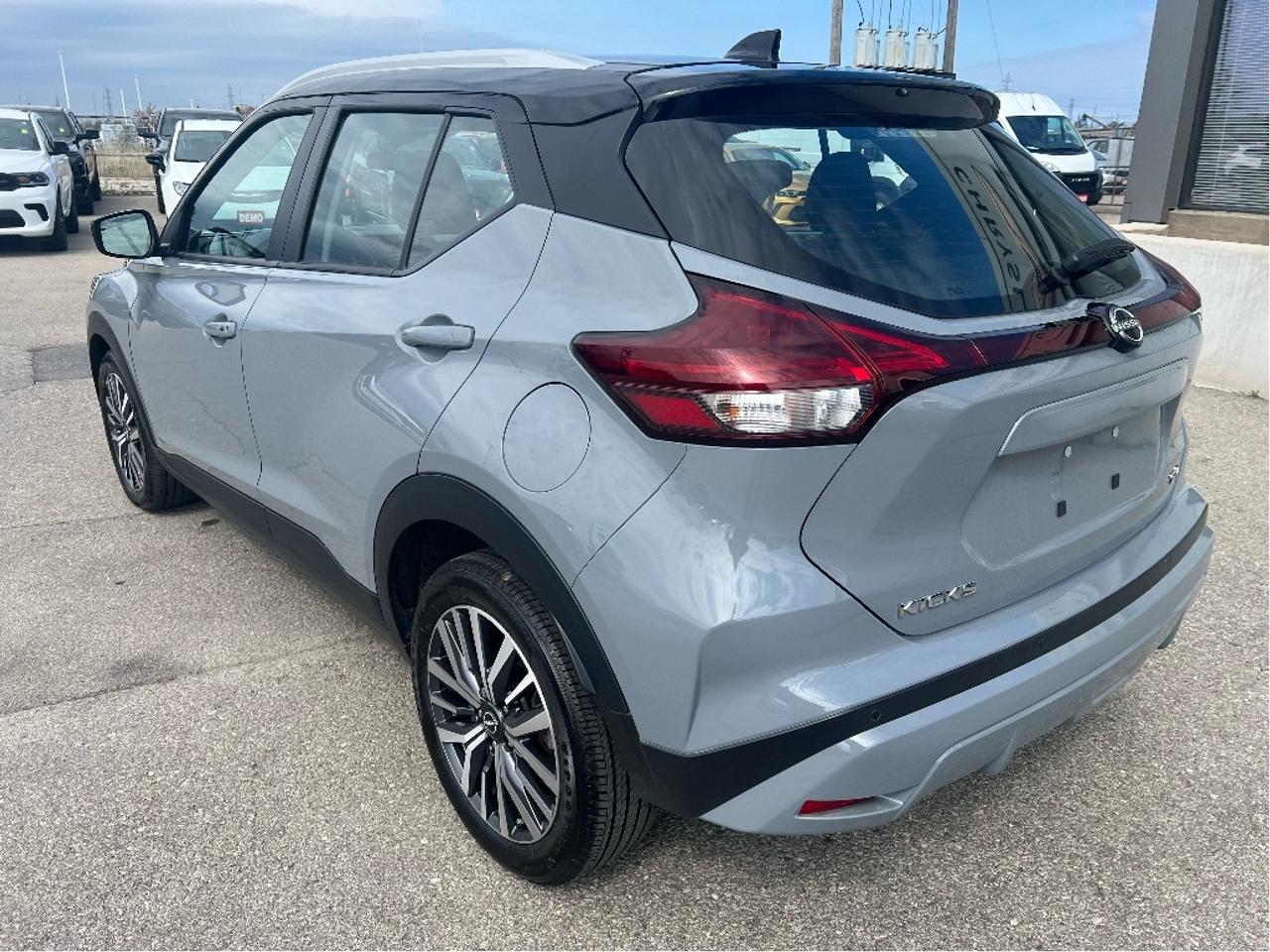 2024 Nissan Kicks SV FWD *CLEAN CARFAX *1 OWNER *LOW KMS Photo