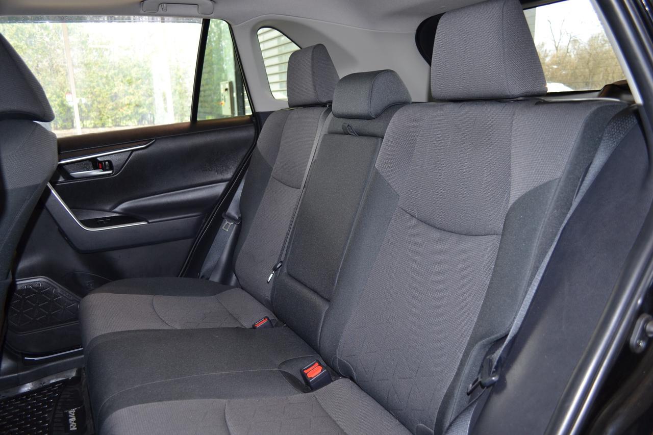 2024 Toyota RAV4 XLE Photo