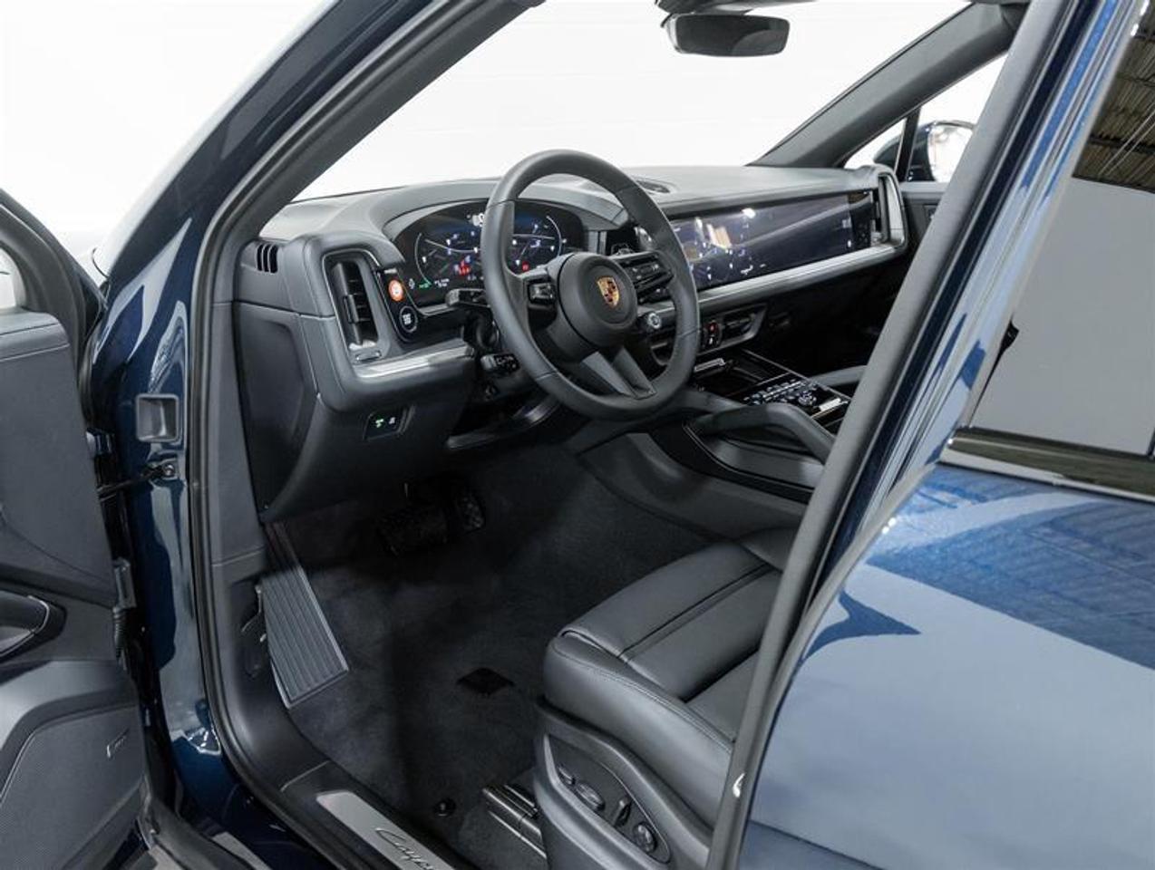 2026 Porsche Cayenne  Photo