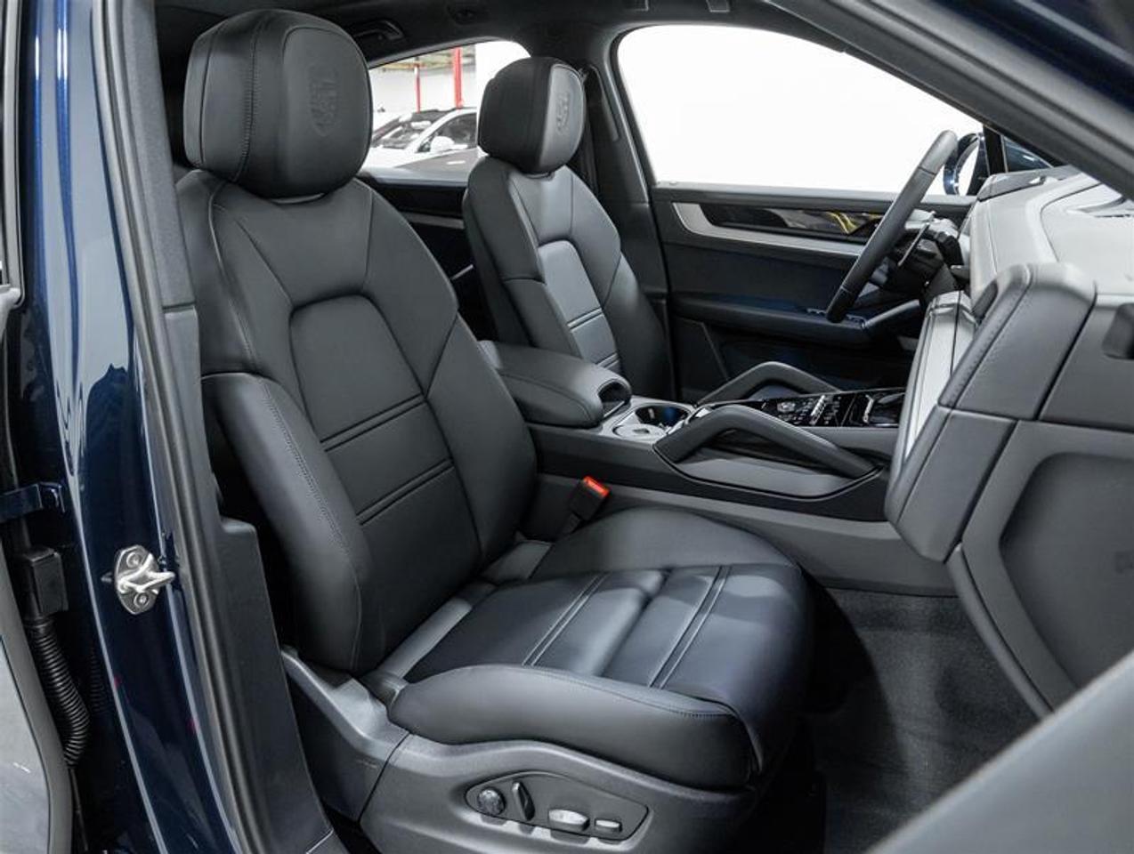 2026 Porsche Cayenne  Photo