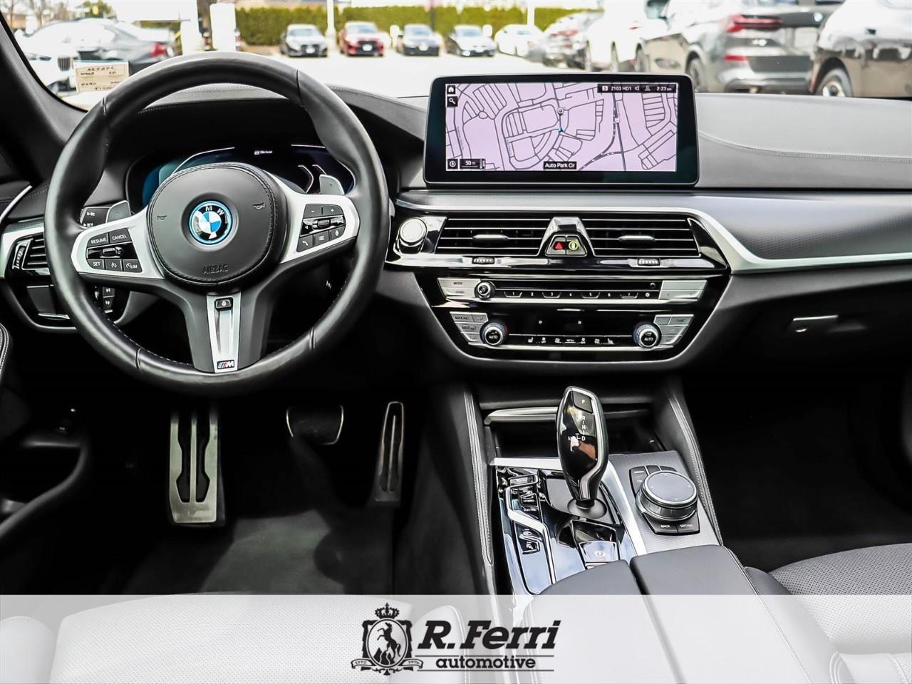 2023 BMW 530e xDrive 4dr All-Wheel Drive Sedan Photo