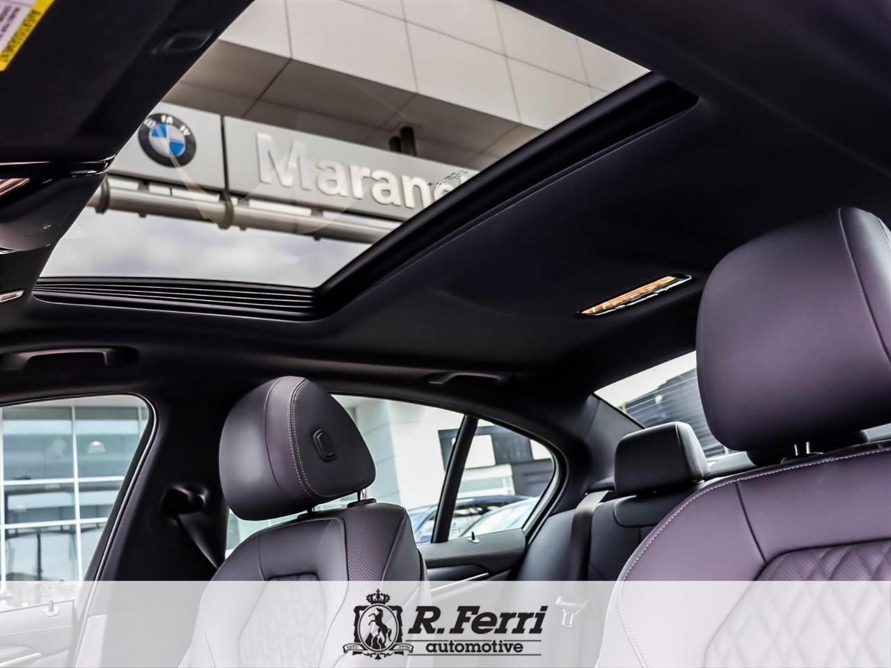 2023 BMW 530e xDrive 4dr All-Wheel Drive Sedan Photo