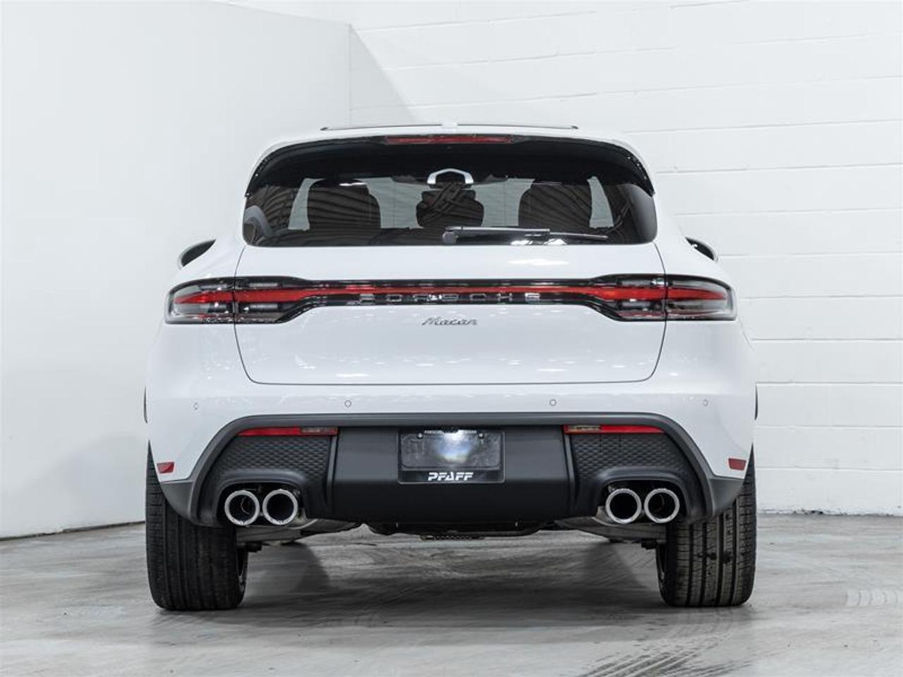 2026 Porsche Macan  Photo