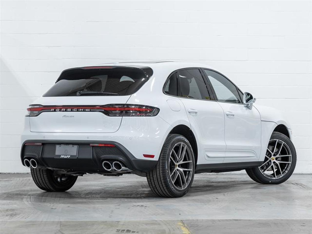 2026 Porsche Macan  Photo