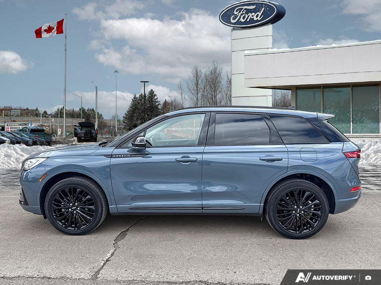 2023 Lincoln Corsair Reserve   201A   HTD STEER WHEEL   MOONROOF Photo