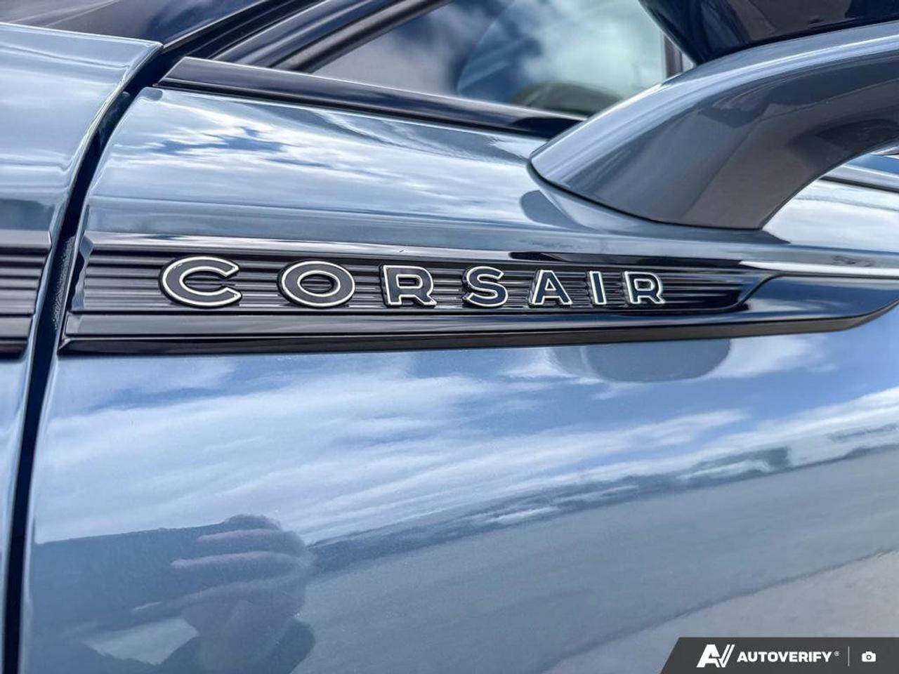 2023 Lincoln Corsair Reserve   201A   HTD STEER WHEEL   MOONROOF Photo