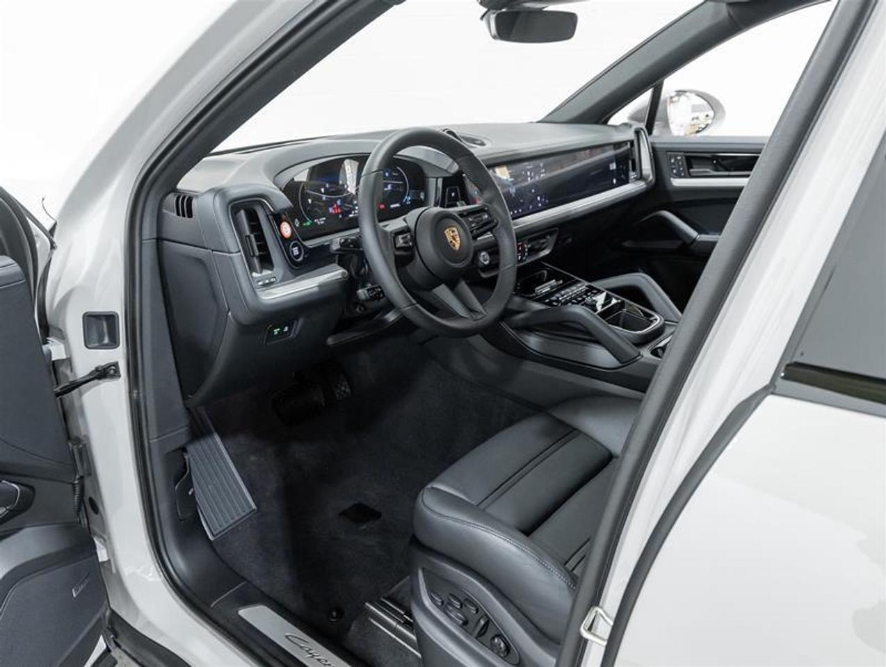 2026 Porsche Cayenne  Photo