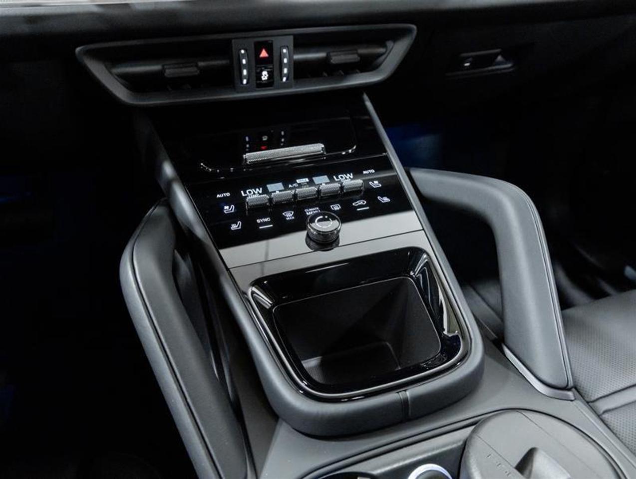 2026 Porsche Cayenne  Photo