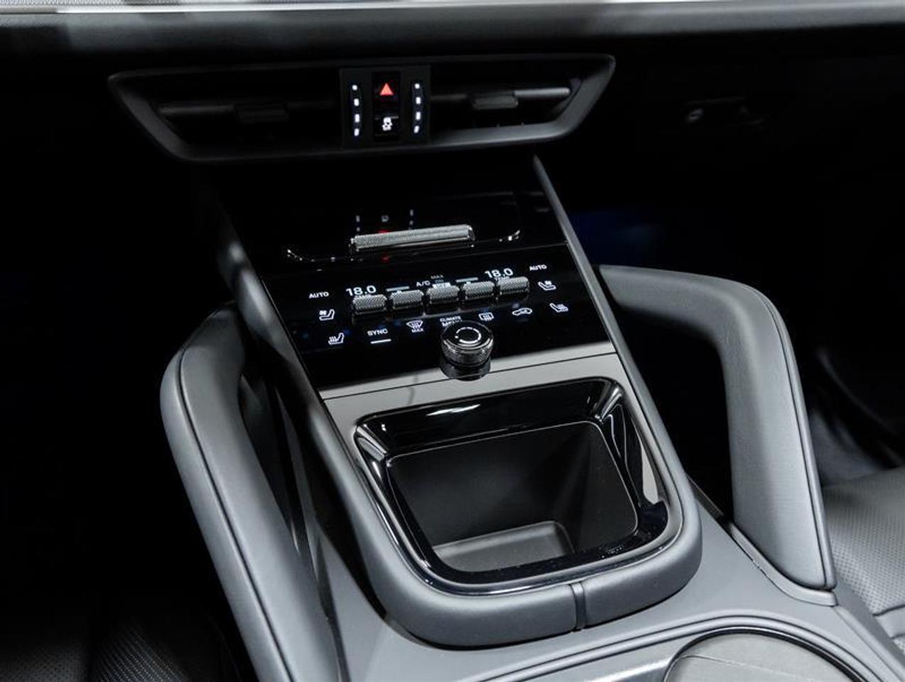 2026 Porsche Cayenne  Photo