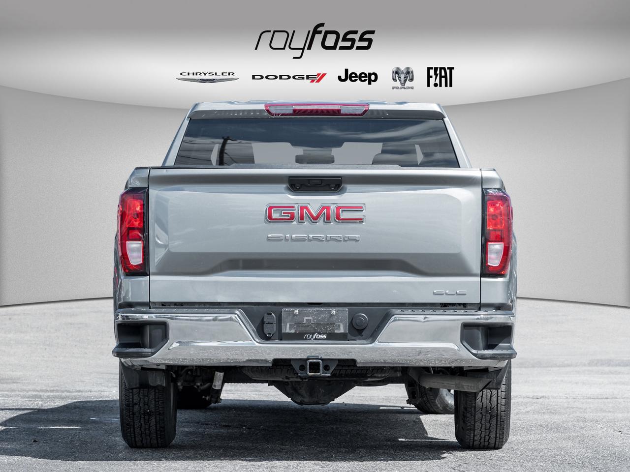 2024 GMC Sierra 1500 4WD SLE   Clean Carfax   EZ-Lift Tailgate Photo