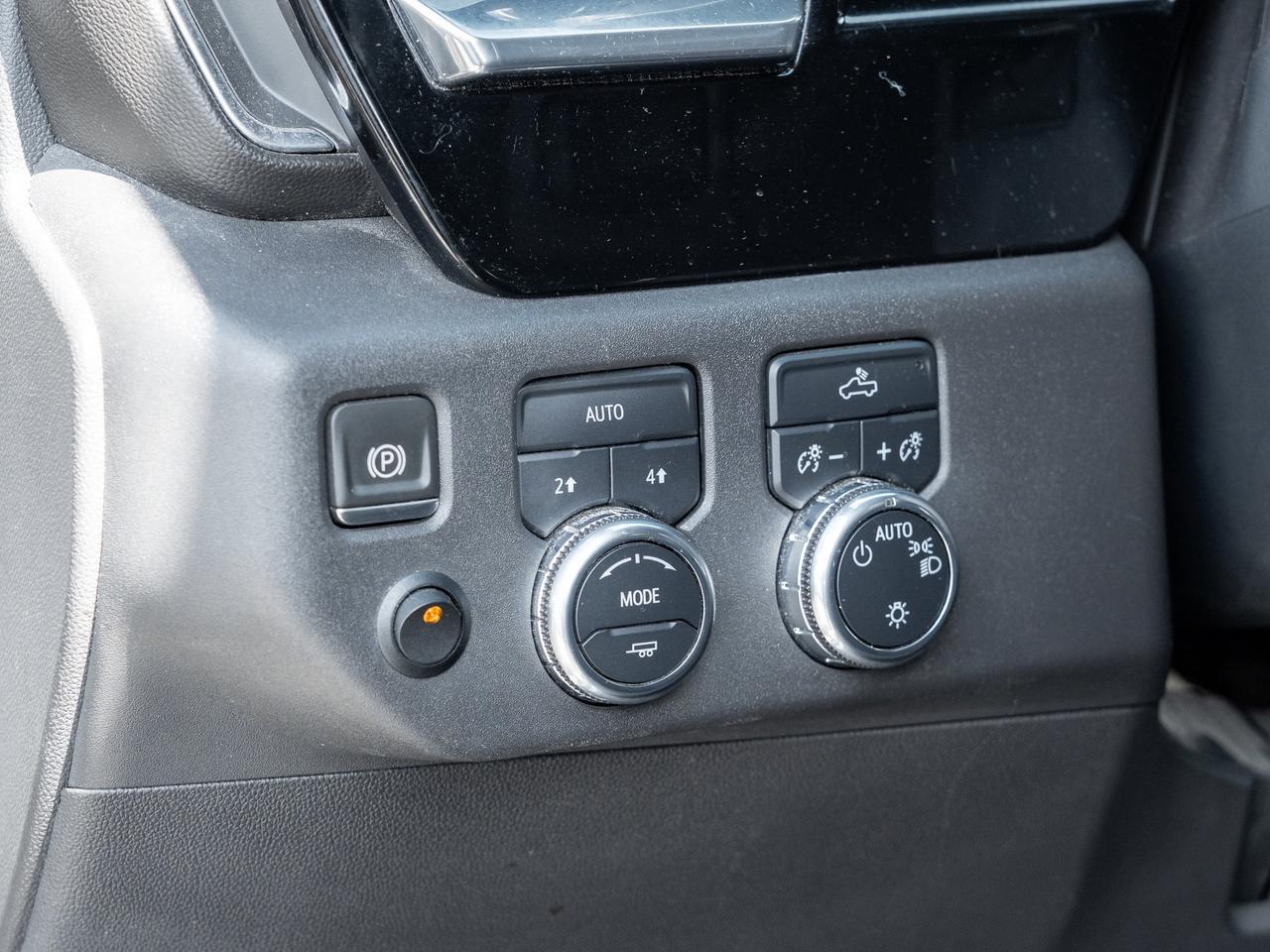 2024 GMC Sierra 1500 4WD SLE   Clean Carfax   EZ-Lift Tailgate Photo