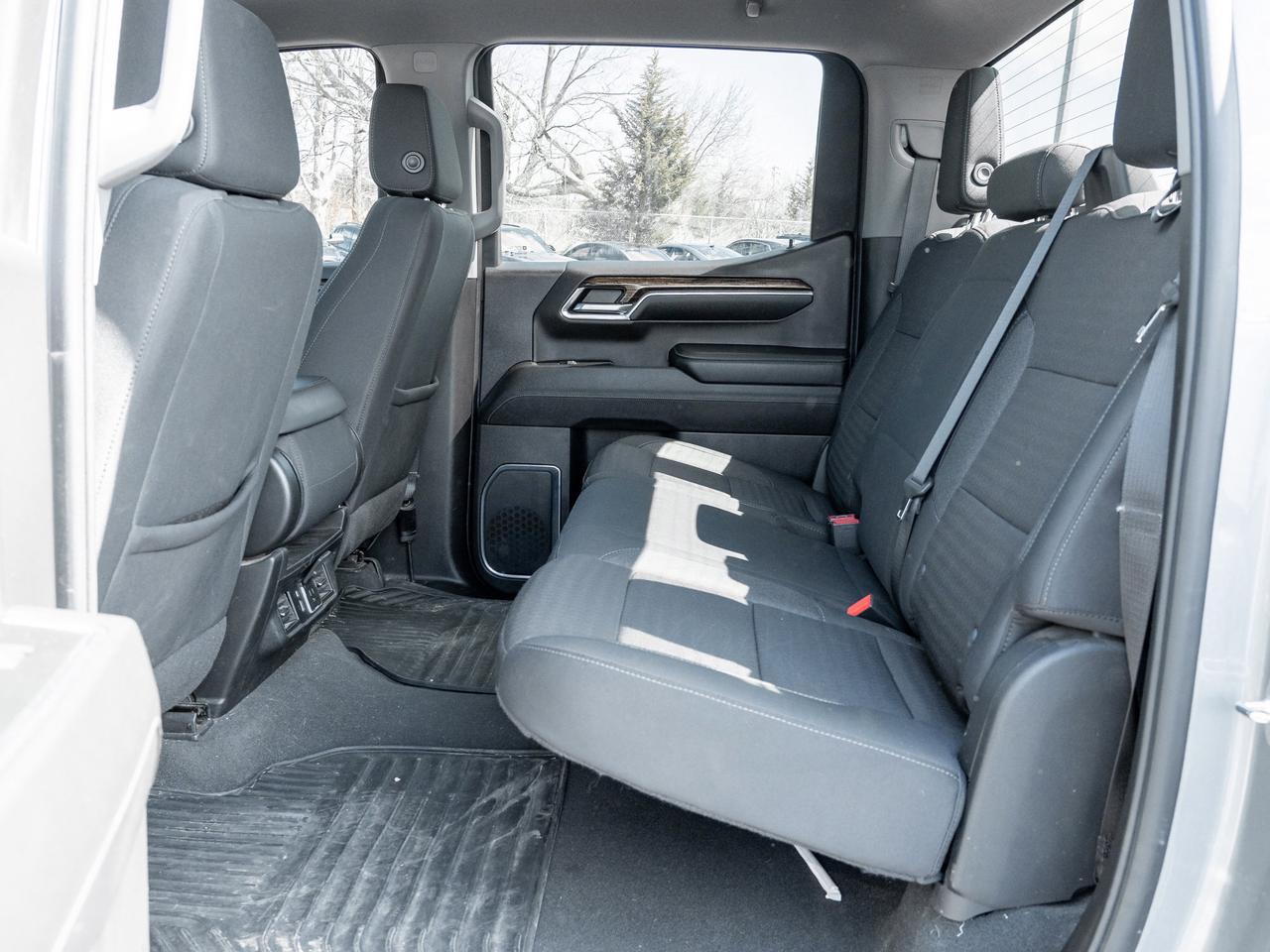 2024 GMC Sierra 1500 4WD SLE   Clean Carfax   EZ-Lift Tailgate Photo