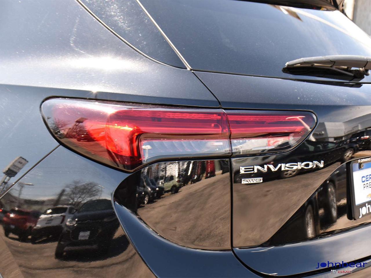 2022 Buick Envision Essence Photo