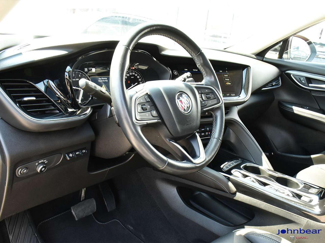 2022 Buick Envision Essence Photo