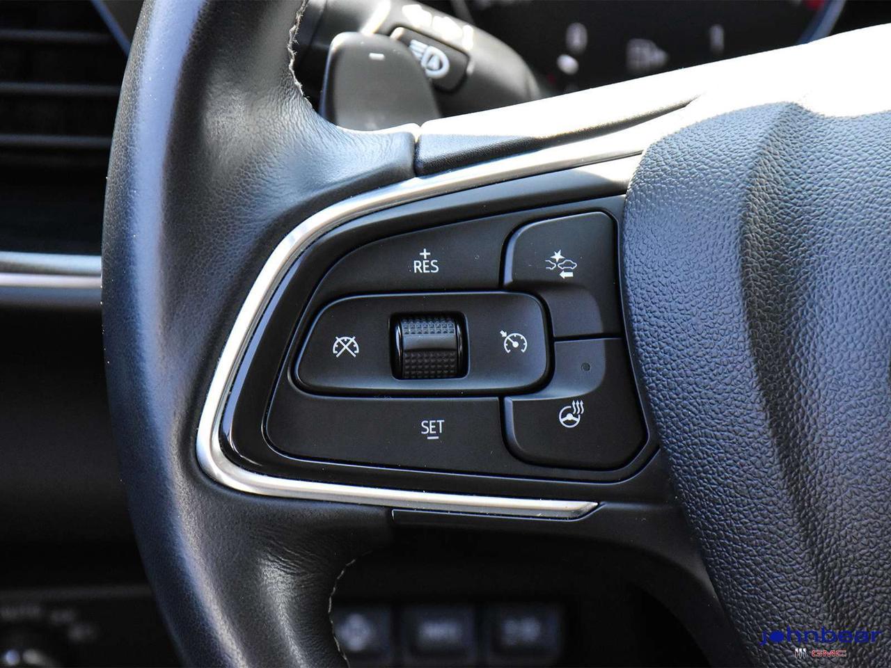 2022 Buick Envision Essence Photo