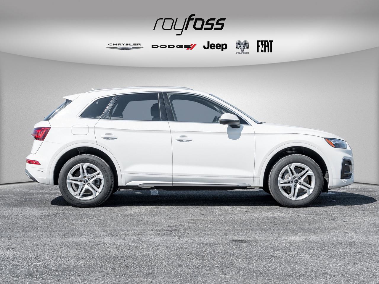 2023 Audi Q5 4WD Komfort   Clean Carfax   Heated Seats Photo