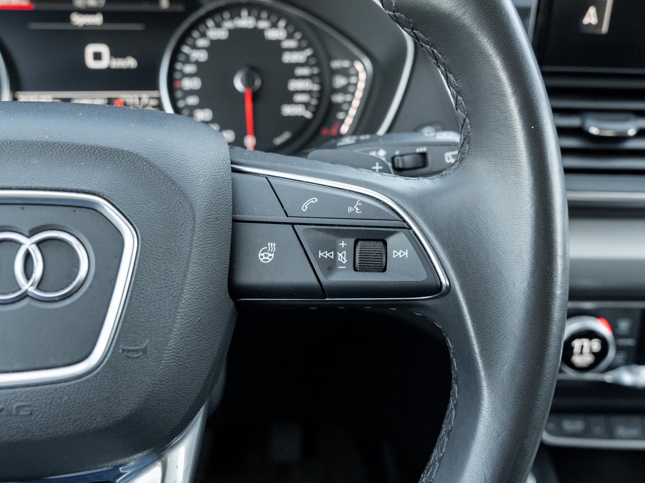 2023 Audi Q5 4WD Komfort   Clean Carfax   Heated Seats Photo