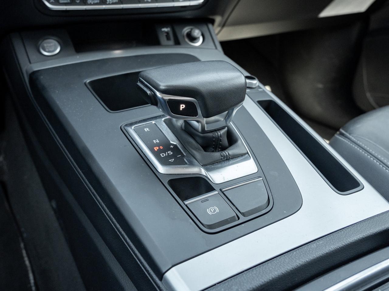 2023 Audi Q5 4WD Komfort   Clean Carfax   Heated Seats Photo