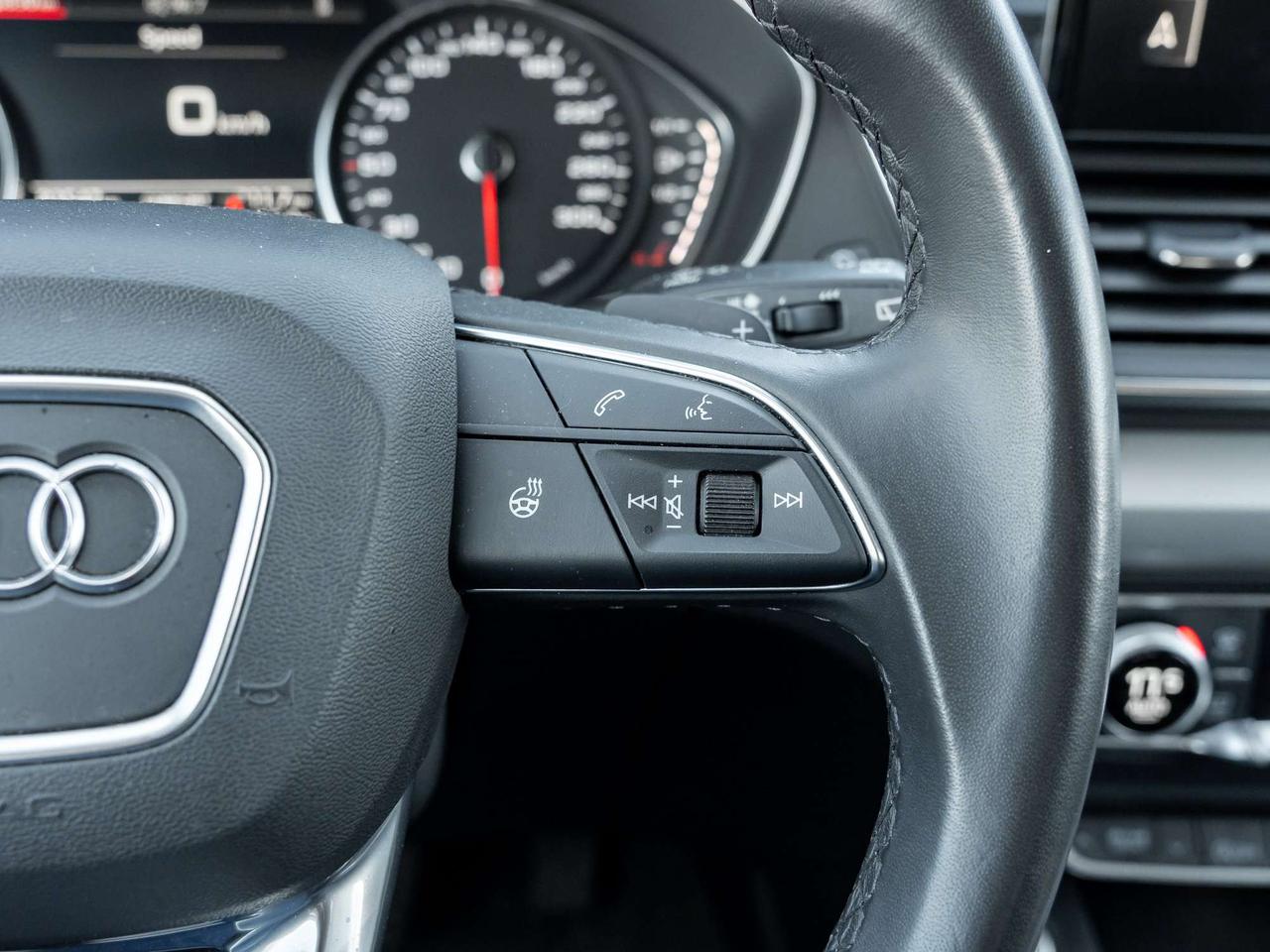 2023 Audi Q5 4WD Komfort   Clean Carfax   Heated Seats Photo