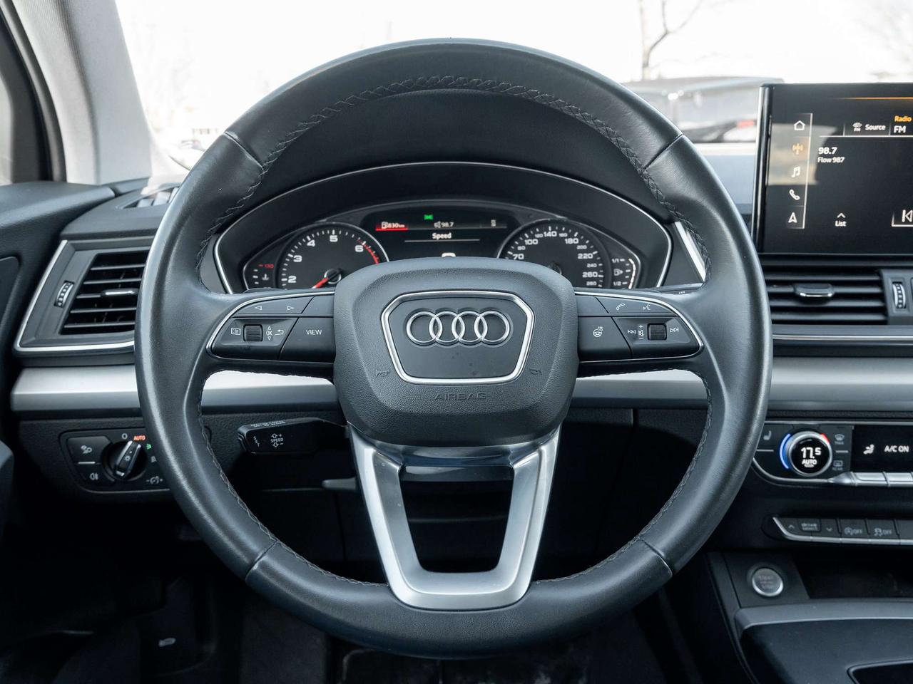 2023 Audi Q5 4WD Komfort   Clean Carfax   Heated Seats Photo