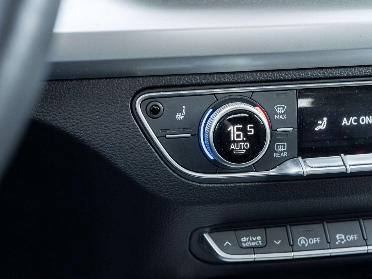 2023 Audi Q5 4WD Komfort   Clean Carfax   Heated Seats Photo