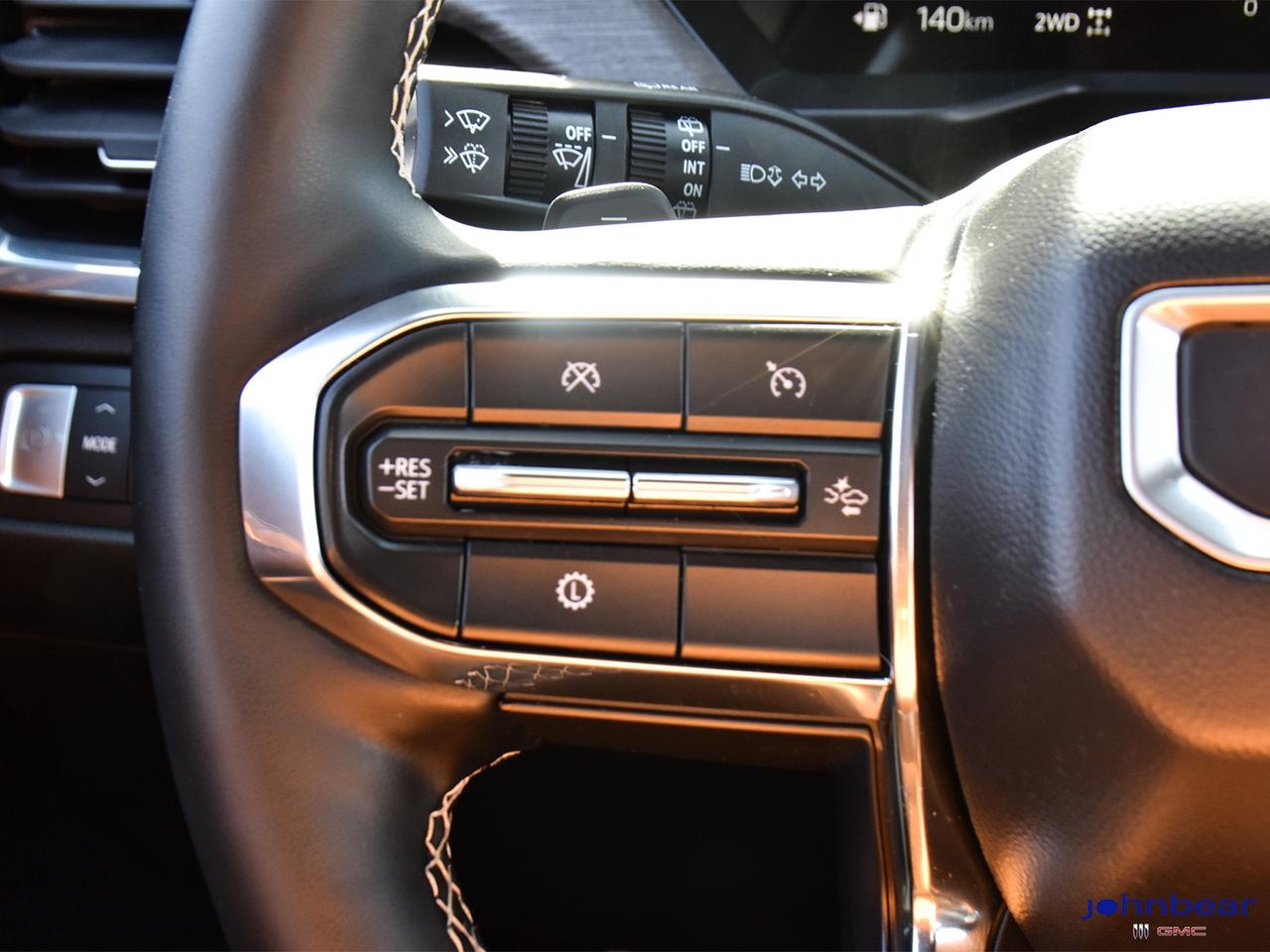 2024 GMC Acadia Denali Photo