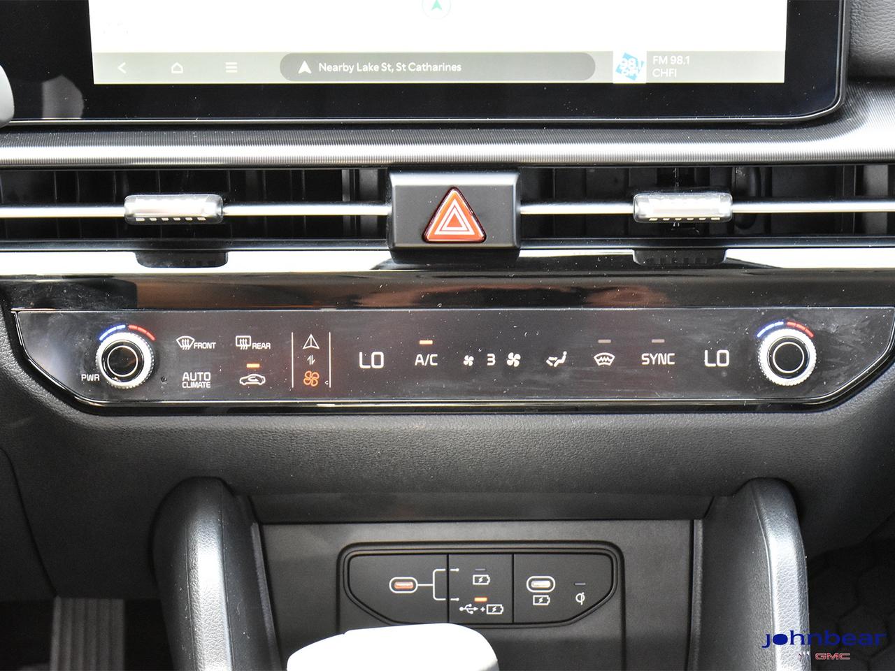 2026 Kia Sportage *REMOTE START*, *WINTER TIRES*, *LEATHER*, *PANORA Photo