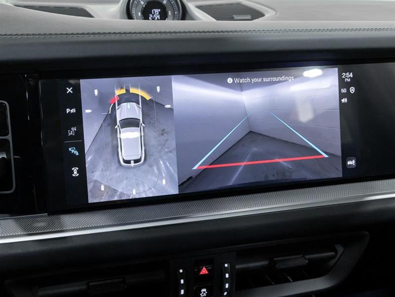 2026 Porsche Cayenne  Photo