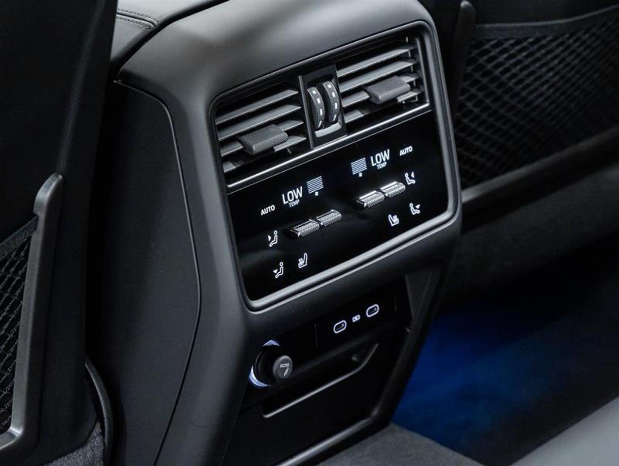 2026 Porsche Cayenne  Photo