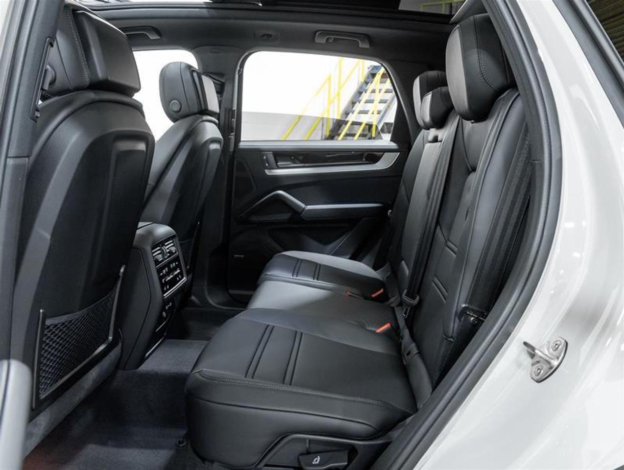 2026 Porsche Cayenne  Photo