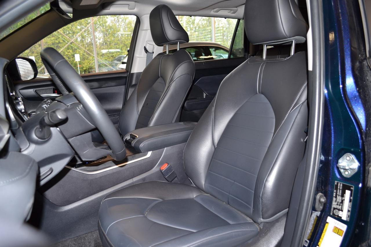 2023 Toyota Highlander  Photo