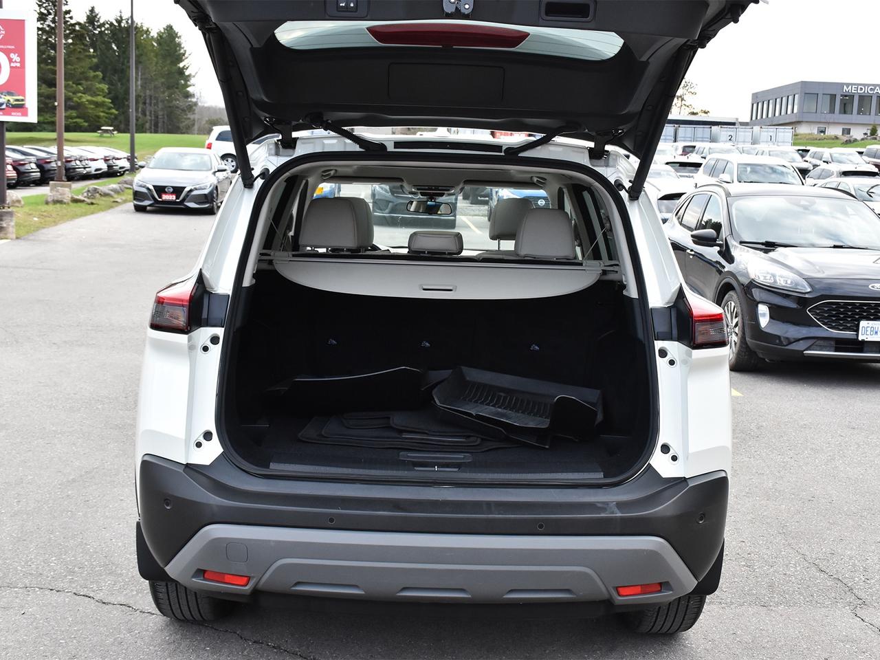 2021 Nissan Rogue SV  - Sunroof -  Heated Seats Photo