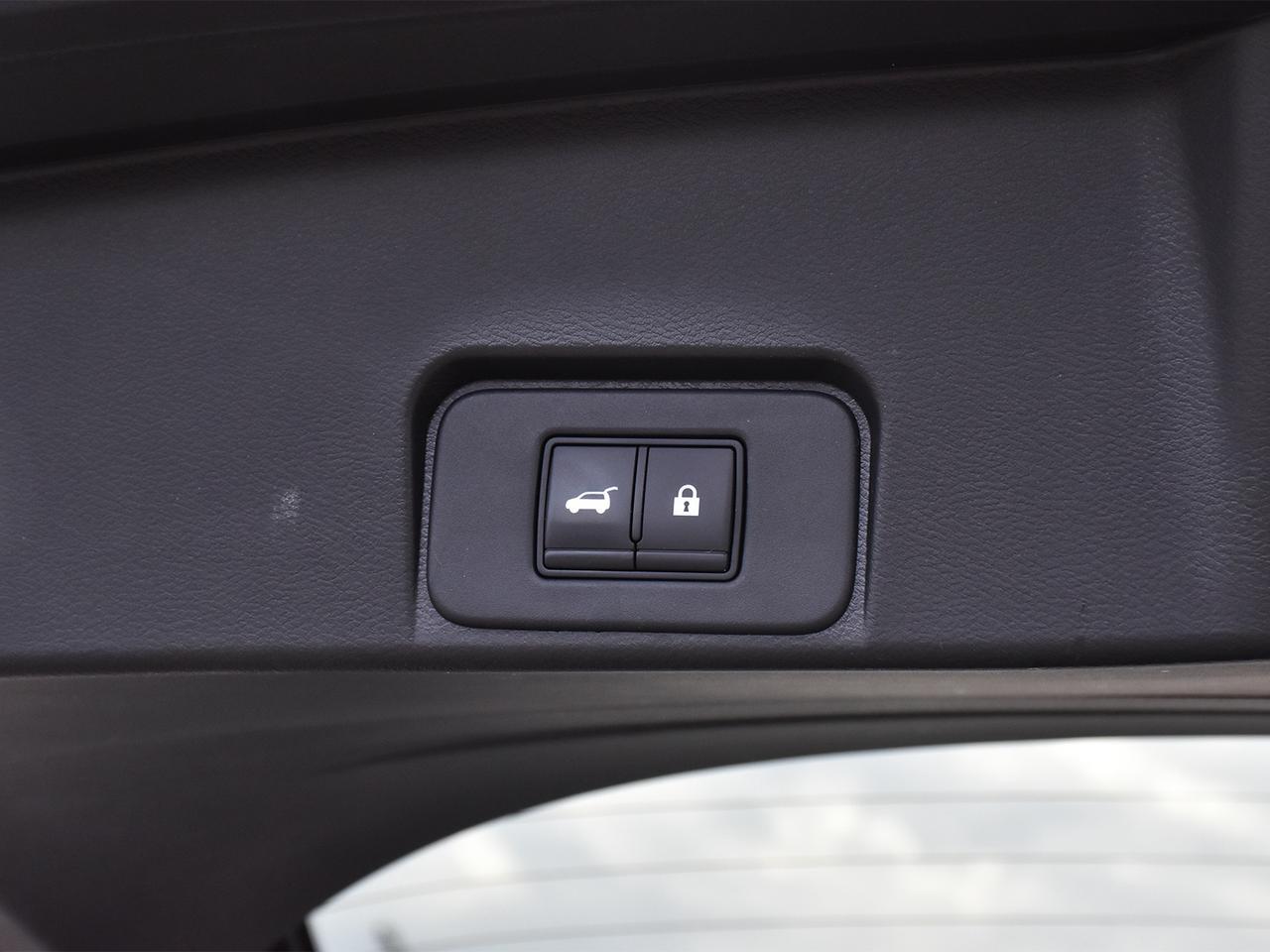 2021 Nissan Rogue SV  - Sunroof -  Heated Seats Photo