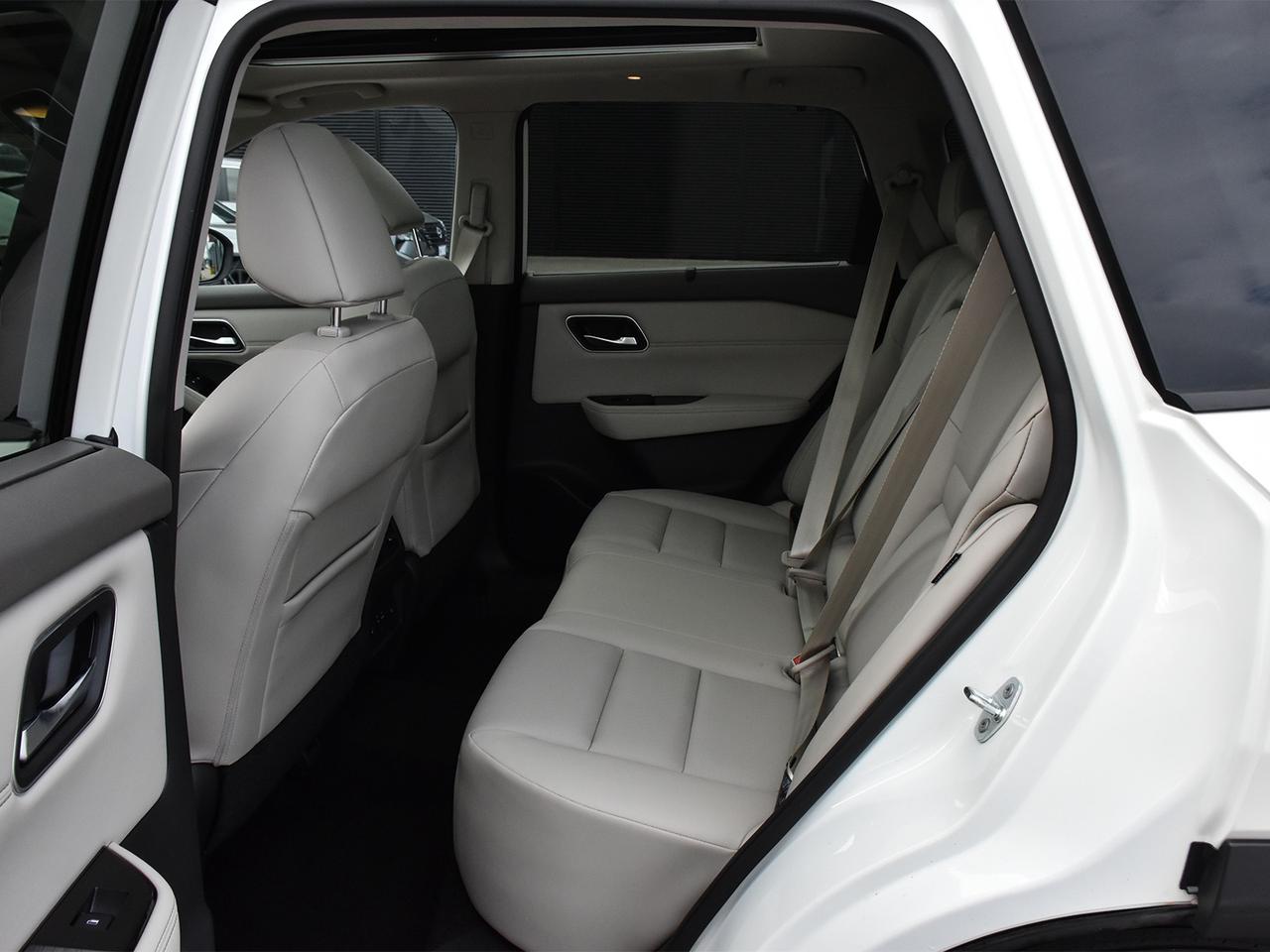 2021 Nissan Rogue SV  - Sunroof -  Heated Seats Photo