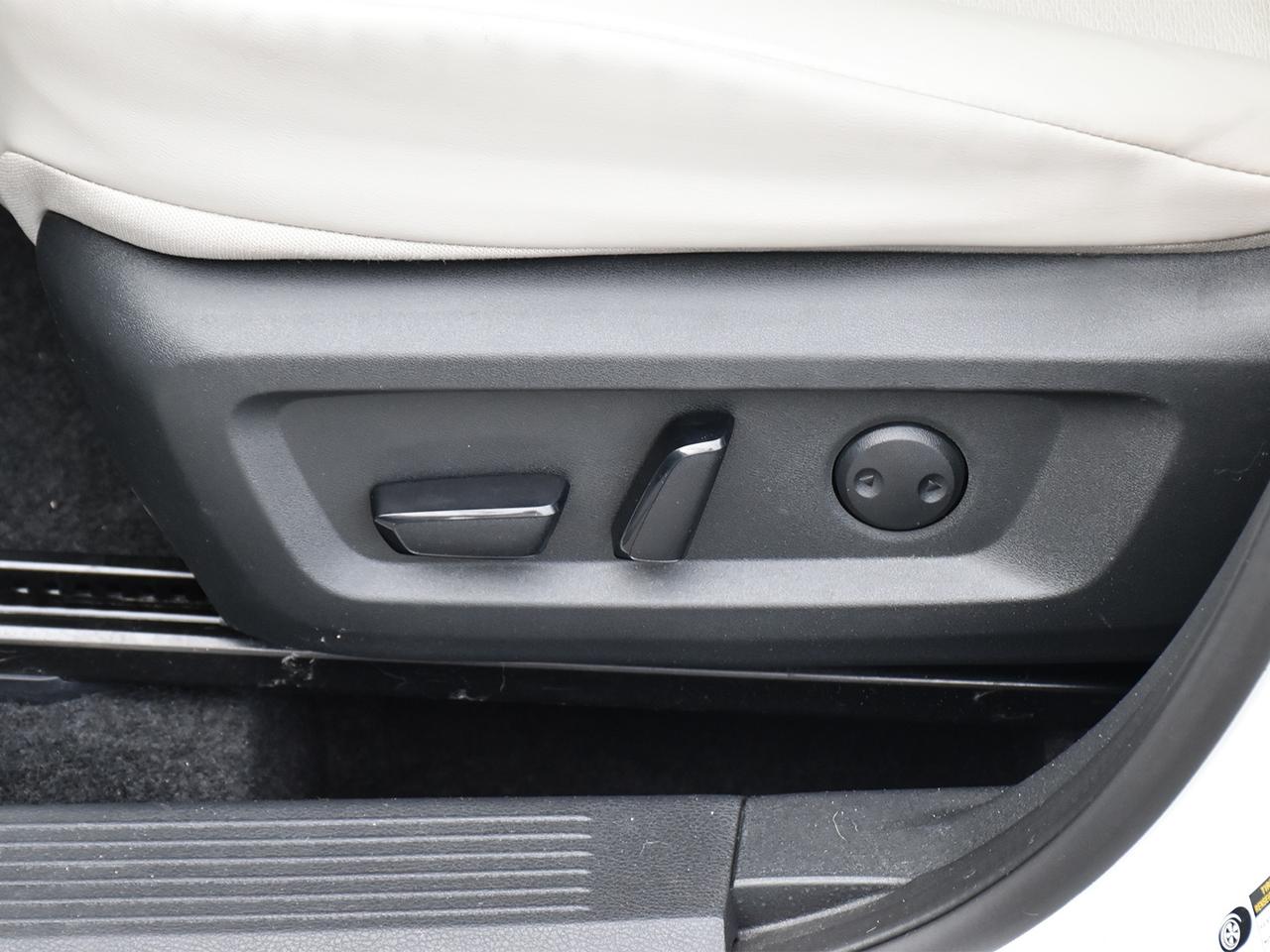 2021 Nissan Rogue SV  - Sunroof -  Heated Seats Photo