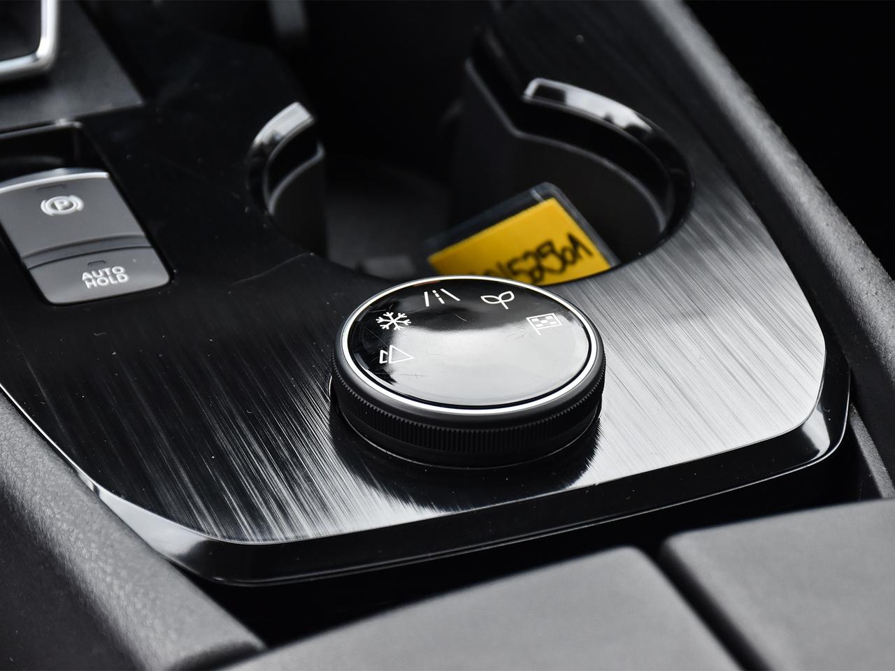 2021 Nissan Rogue SV  - Sunroof -  Heated Seats Photo