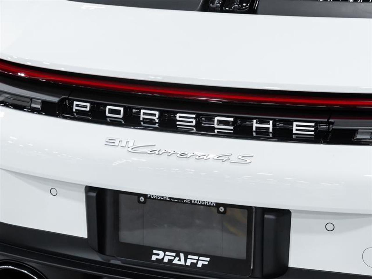2026 Porsche 911  Photo